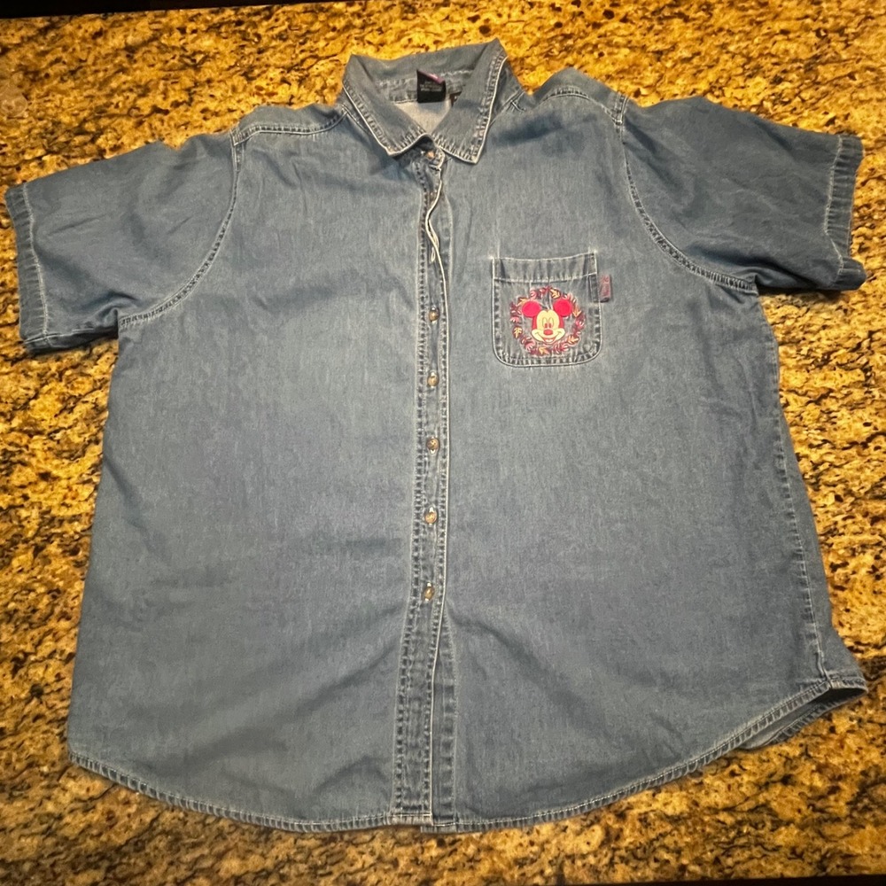 Mickey Unlimited Disney Denim Shirt Women 22W 24W Blue Short Sleeve Mickey Mouse